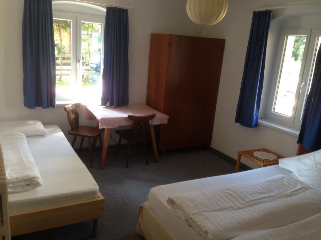 Haus Riedl Apartment Seefeld in Tirol Bagian luar foto